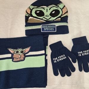 Kids star wars hat gloves scarf